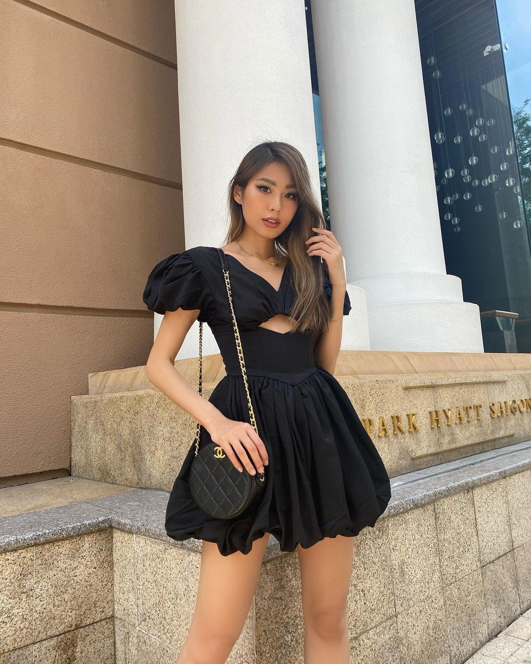3 bí quyết chọn trang phục cut-out đến từ hội fashionista đình đám | ELLE