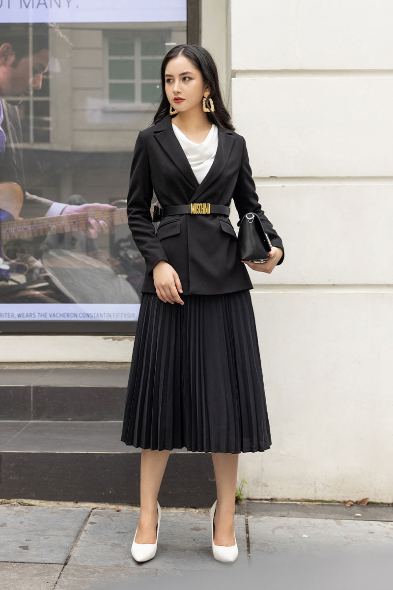 Mix chân váy xếp ly dài thu đông chuẩn đẹp theo trend - Leika.Vn Fashion
