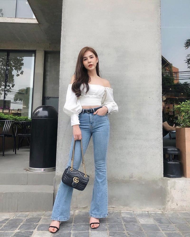 Cách phối đồ với quần jeans rách nữ cực chất và 'hack' tuổi, bạn đã thử chưa? | Phụ Nữ Sức Khỏe