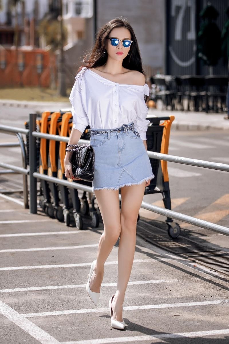 6 ý tưởng phối đồ với chân váy jean cực trendy cho bạn gái