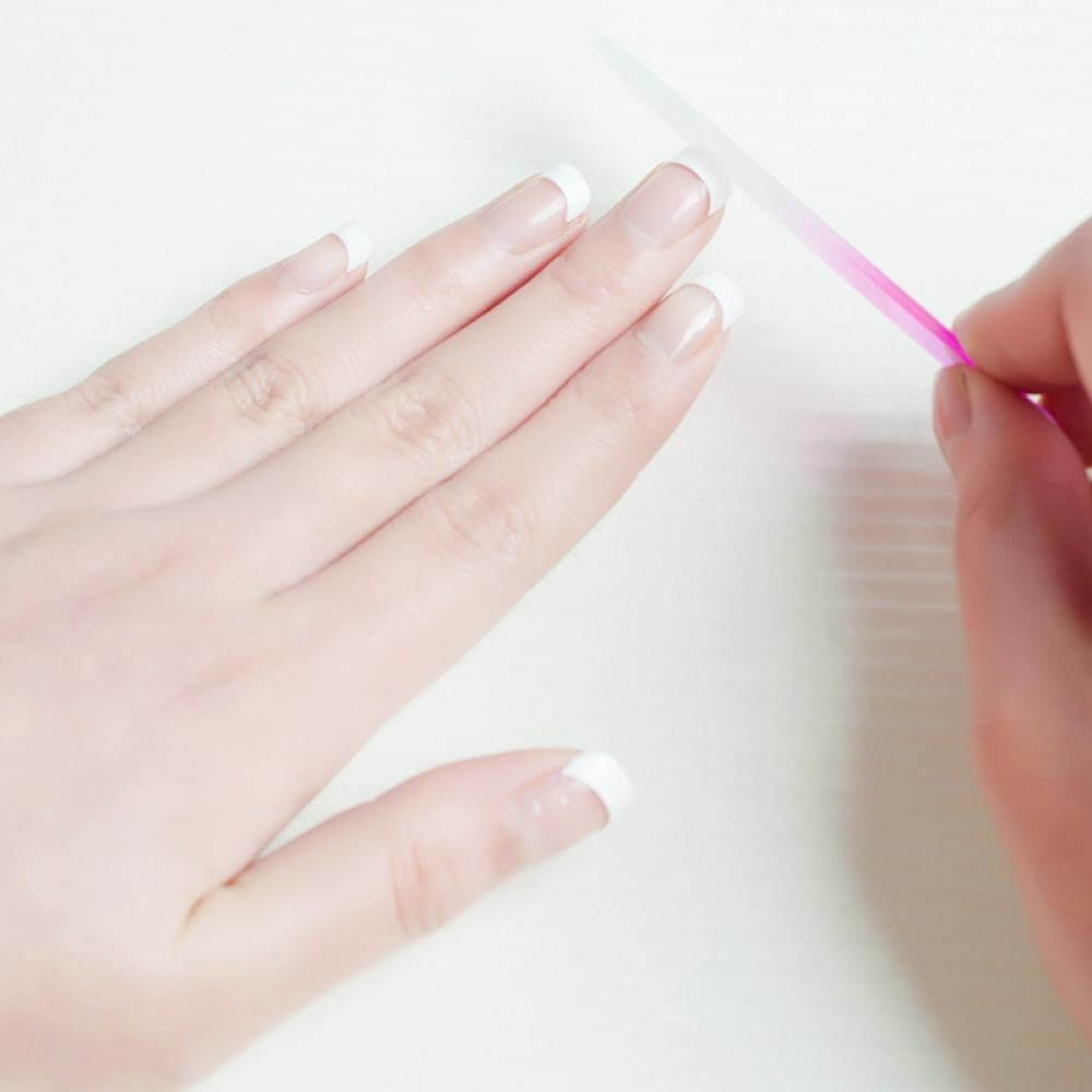 Mách bạn bí quyết cách dũa móng tay đẹp 2020 - Trang Beauty