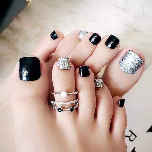 Những mẫu Nail chân đẹp bạn không nên bỏ qua - Lacongaithattuyet VN
