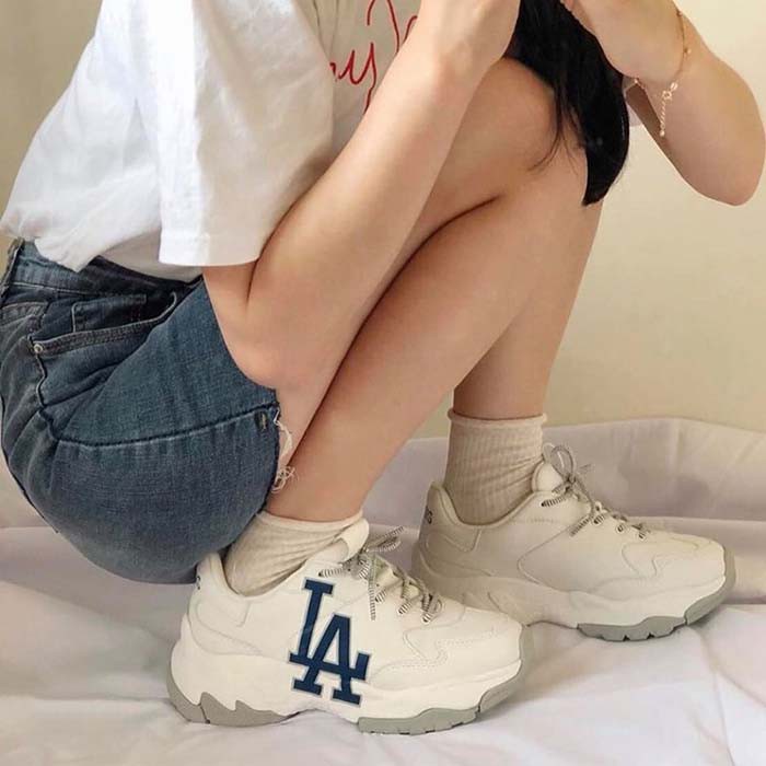 Mua Giày MLB LA Dodgers Sneaker - Big Ball Chunky A Size 270 màu Trắng, chính hãng, Giá tốt