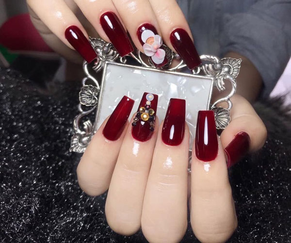 Nail thạch đỏ