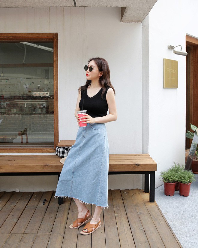 Chỉ là áo ba lỗ thôi mà có tận 4 cách mix và chắc chắn sẽ đẹp cho những ngày nắng nóng