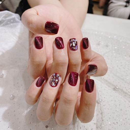 mẫu nail xà cừ đỏ đẹp cực sang