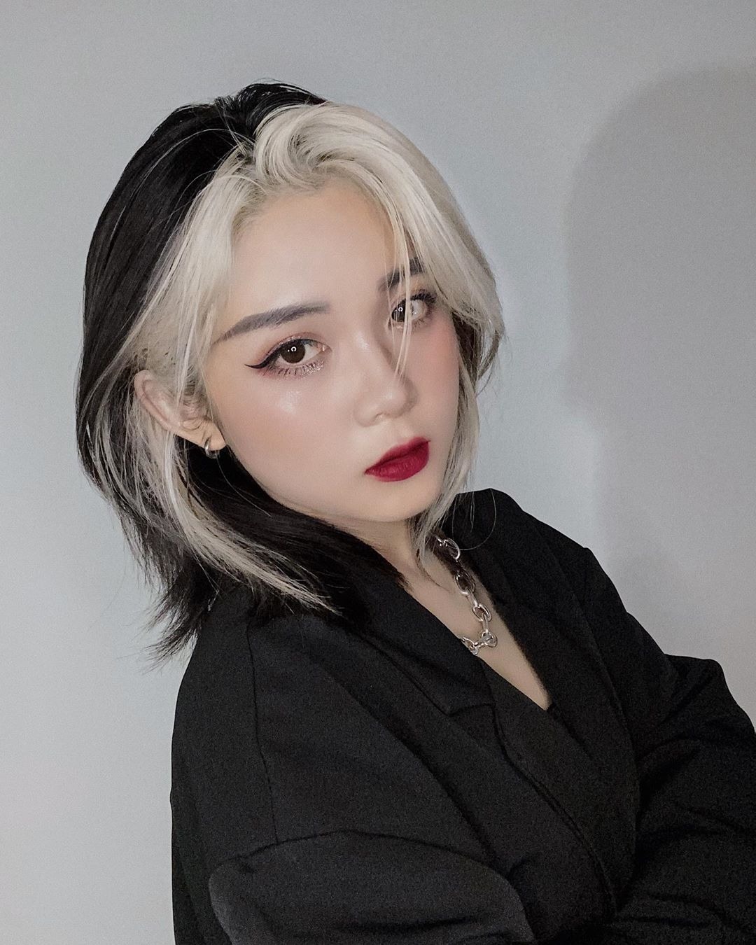 Con gái Việt đua nhau làm tóc giống hệt Black Pink