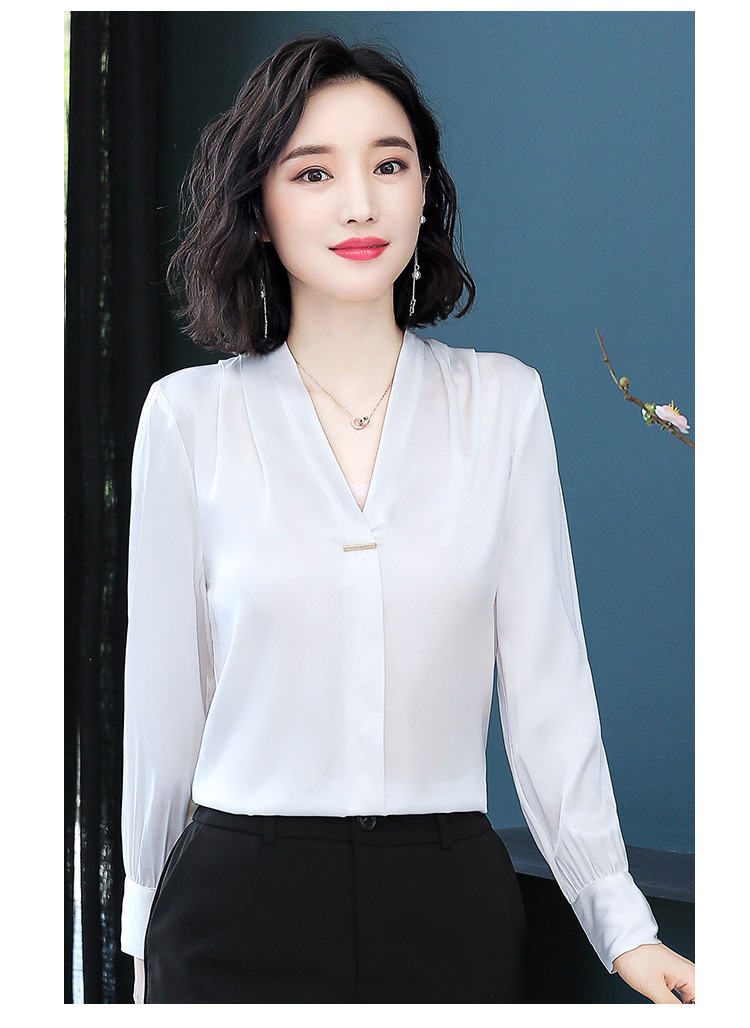 kiểu áo sơ mi nữ cổ V đẹp