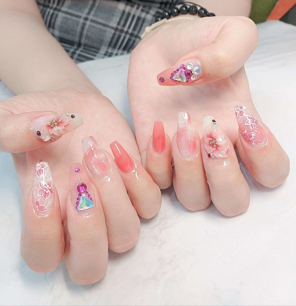 nail hoa dep