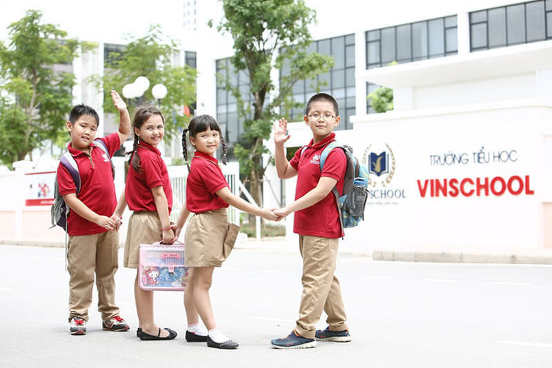 Bật Mí Mẫu Đồng Phục Tiểu Học Vinschool Khiến Học Sinh Mê Tít