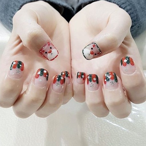 Hình ảnh noel trên móng tay của bạn
