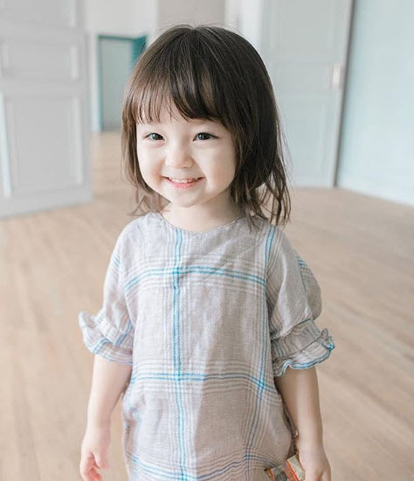 Các mẫu tóc xoăn cho bé gái 5 tuổi siêu dễ thương, mẹ không nên bỏ qua - 3