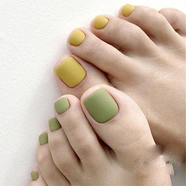 50 mẫu nail chân đẹp đơn giản dẫn đầu xu hướng hiện nay - 42