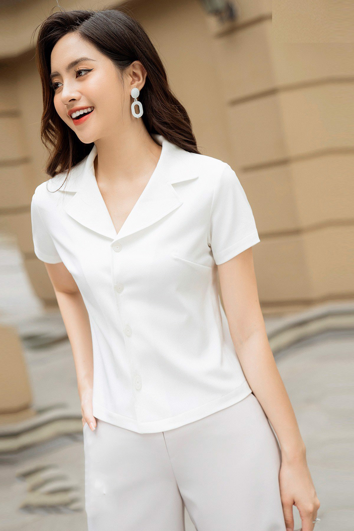 Kiểu cổ tròn áo voan đẹp