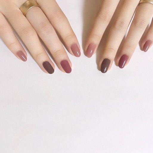 Kiểu móng tay màu nude dịu dàng dành cho chị em 