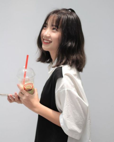 Tóc nữ uốn phồng nhẹ nhàng đẹp nhất tự tin tỏa náng số 1