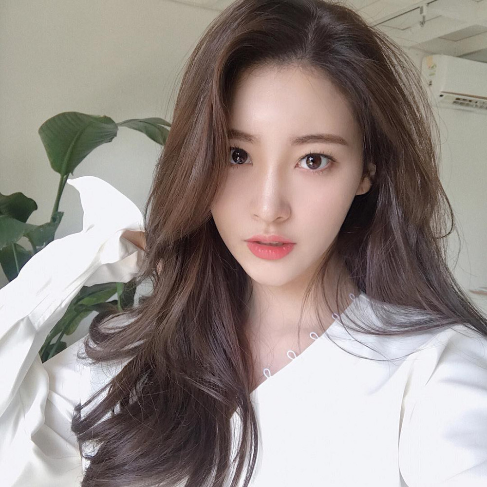 Phụ nữ có lông mọc chắc khỏe ở 3 vùng này là điều tốt, đừng cạo bừa bãi!