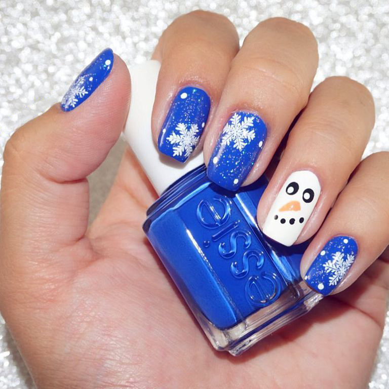 Mẫu nail giáng sinh màu xanh dương cá tính