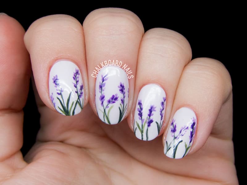 Mẫu nail màu trắng đẹp, thanh lịch và tinh tế
