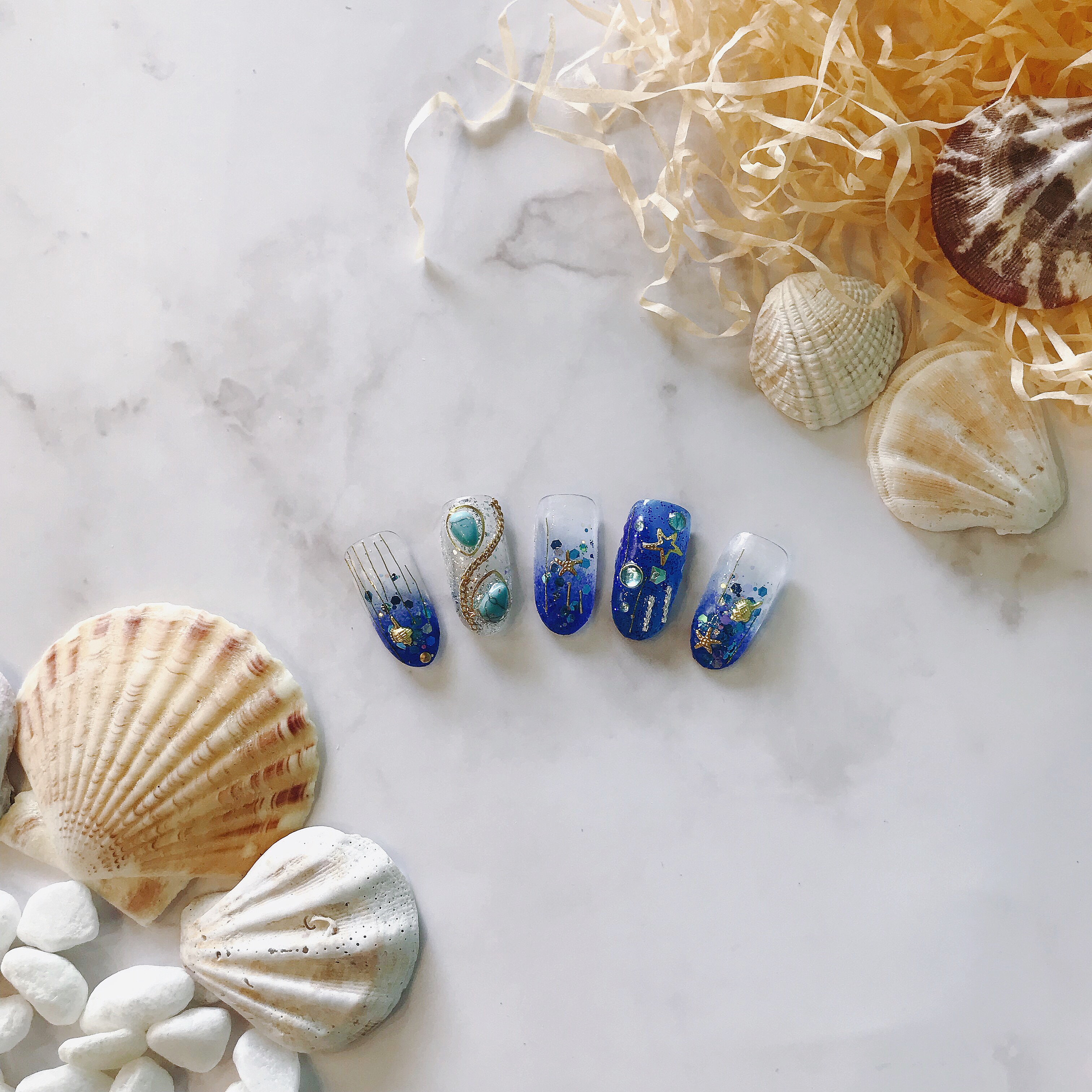 Mẫu nail màu xanh đại dương cực đẹp