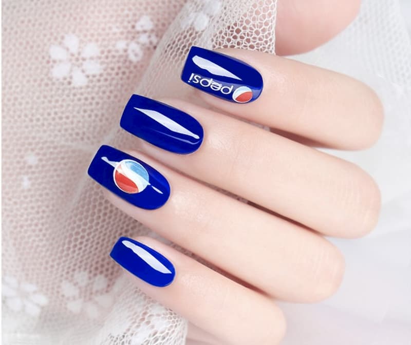 Mẫu nail xanh coban