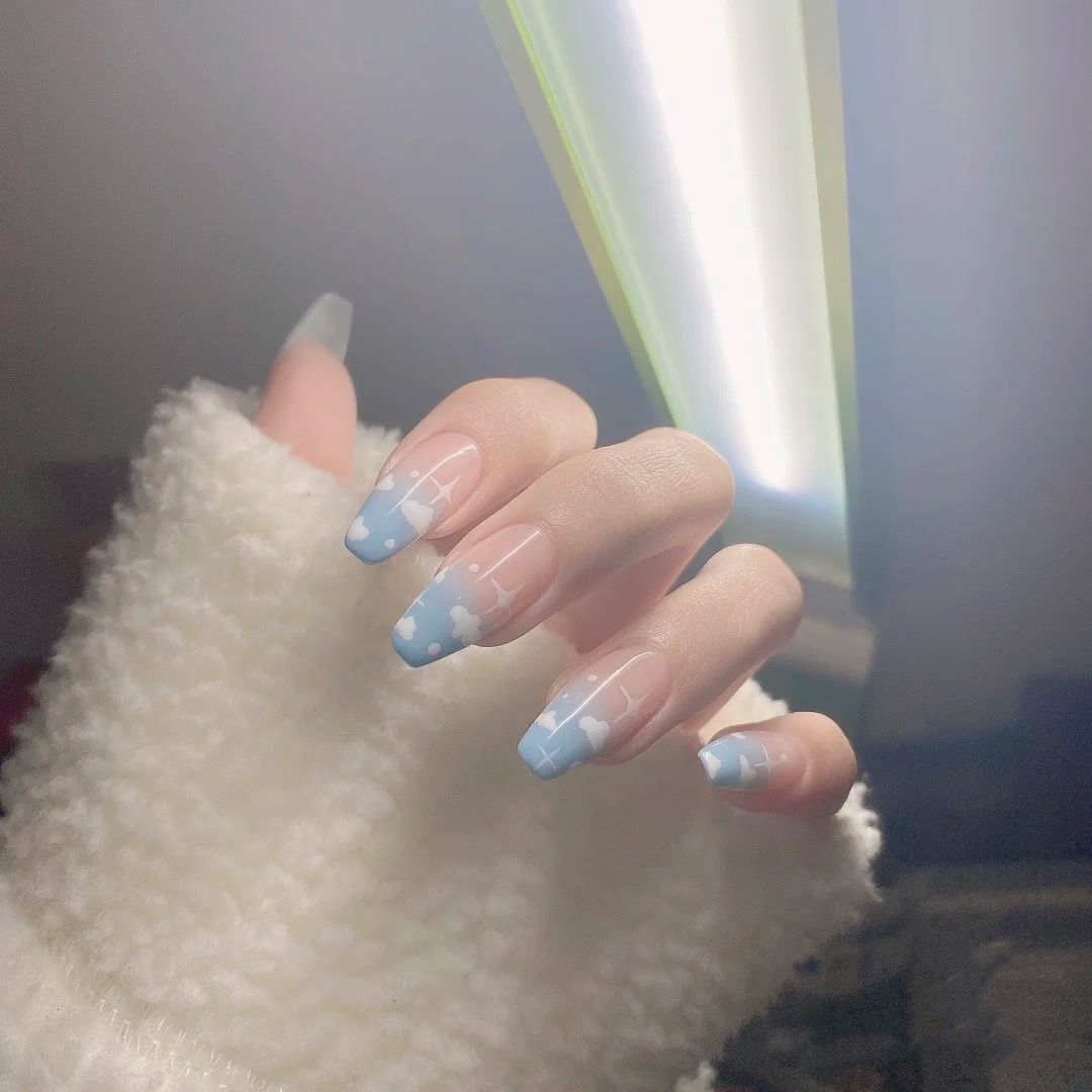Mẫu nail xanh dương nhạt đẹp