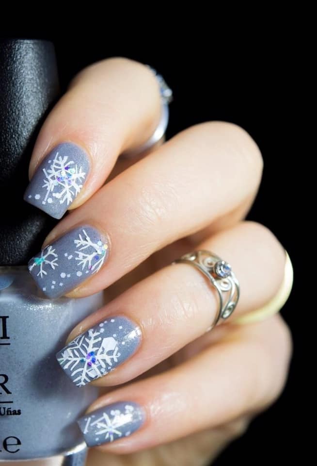 Mẫu nail xanh dương nhạt độc đáo, đẹp nhất