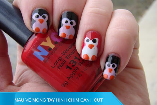 mẫu vẽ móng tay hình chim cánh cụt