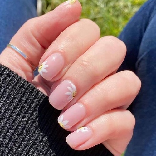 Mẫu móng tay đẹp nhẹ nhàng, đơn giản, dễ thương, cá tính cho nàng đi làm, đi học