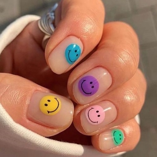 Mẫu móng tay đẹp nhẹ nhàng, đơn giản, dễ thương, cá tính cho nàng đi làm, đi học