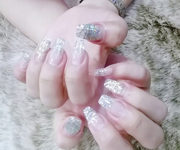 nail ẩn hoa khô mix kim tuyến xinh