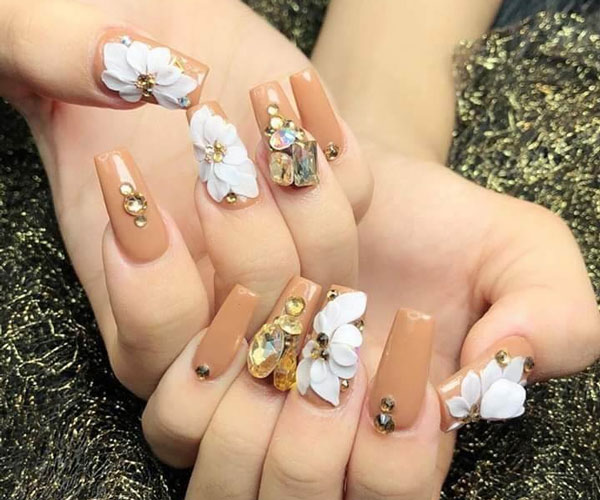 nail ẩn hoa khô mix kim tuyến 