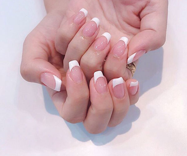 nail đầu móng trắng đẹp