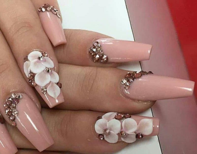 Mẫu nail hoa lan tinh tế thuần khiết