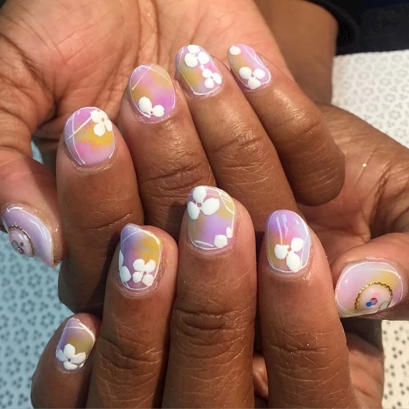 Nail hoa móng ngắn dễ thương