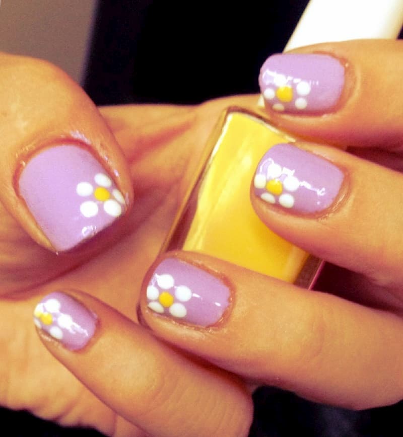 Nail hoa móng ngắn dễ thương