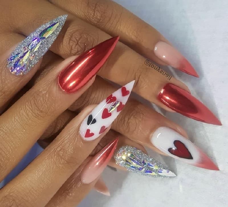 Nail móng nhọn tráng gương cuốn hút