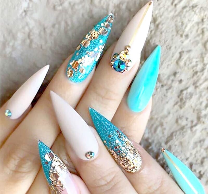 Nail móng nhọn xà cừ ẩn kiêu sa