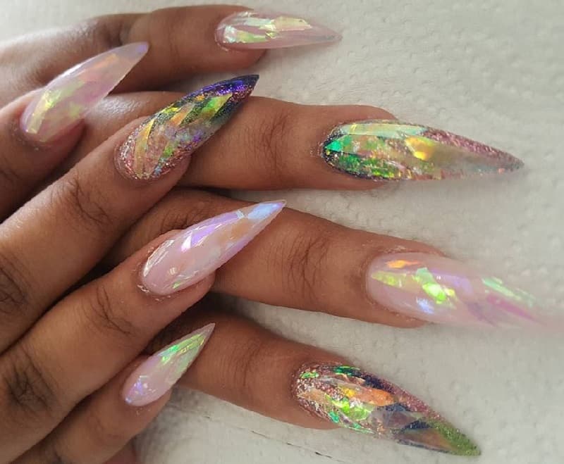 Nail móng nhọn xà cừ ẩn kiêu sa