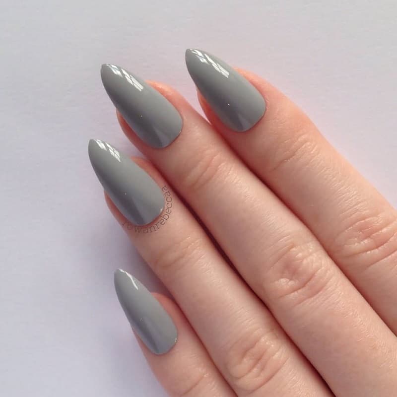 Nail móng nhọn màu xám hiện đại