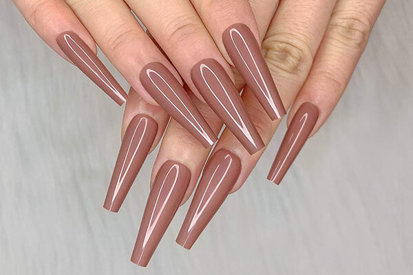 nail nhọn màu nâu quyến rũ