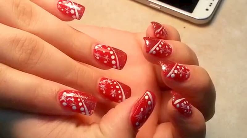 Mẫu nail ngày tết tươi vui hạnh phúc