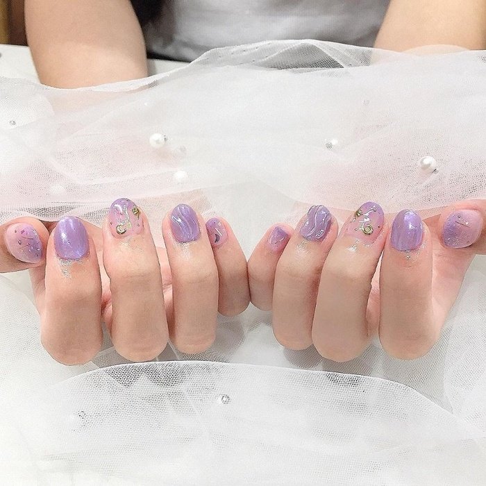 Màu nail tím pastel nhẹ nhàng 