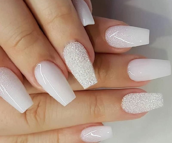 nail trắng kim tuyến 