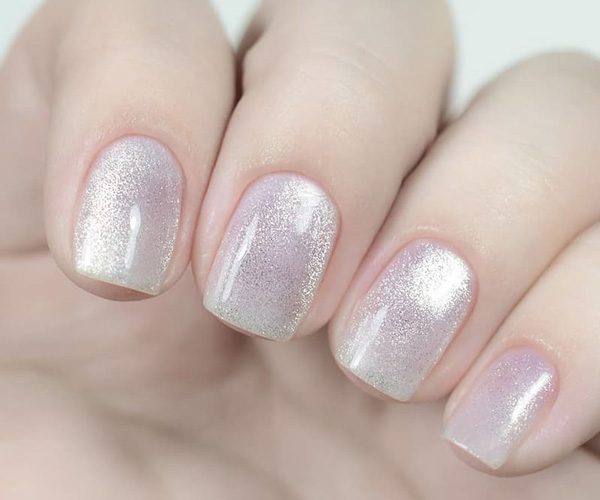 nail trắng mắt mèo cute