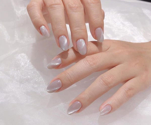 nail trắng mắt mèo độc đáo