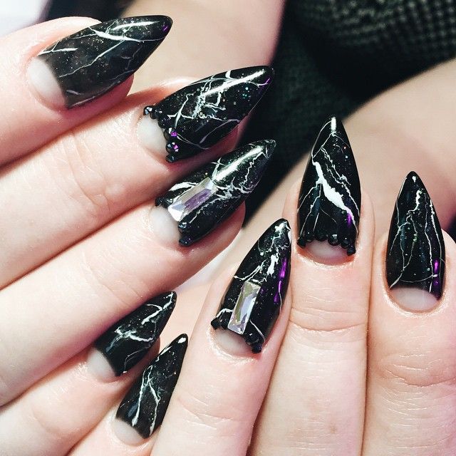 nail vân đá đen siêu chất
