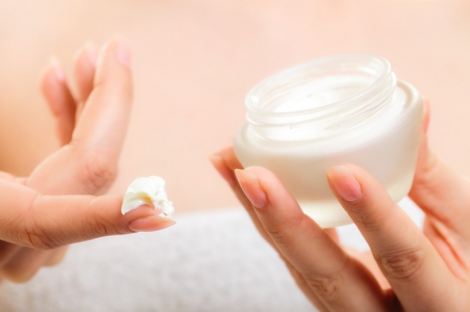 Bật mí 10 cách làm làm móng tay nhanh dài đơn giản và hiệu quả nhất - Ảnh 9.