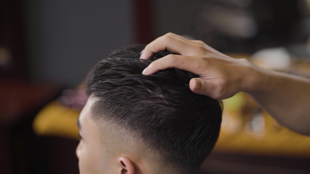 BA BƯỚC ĐƠN GIẢN LÀM CHỦ KIỂU TÓC MOHICAN