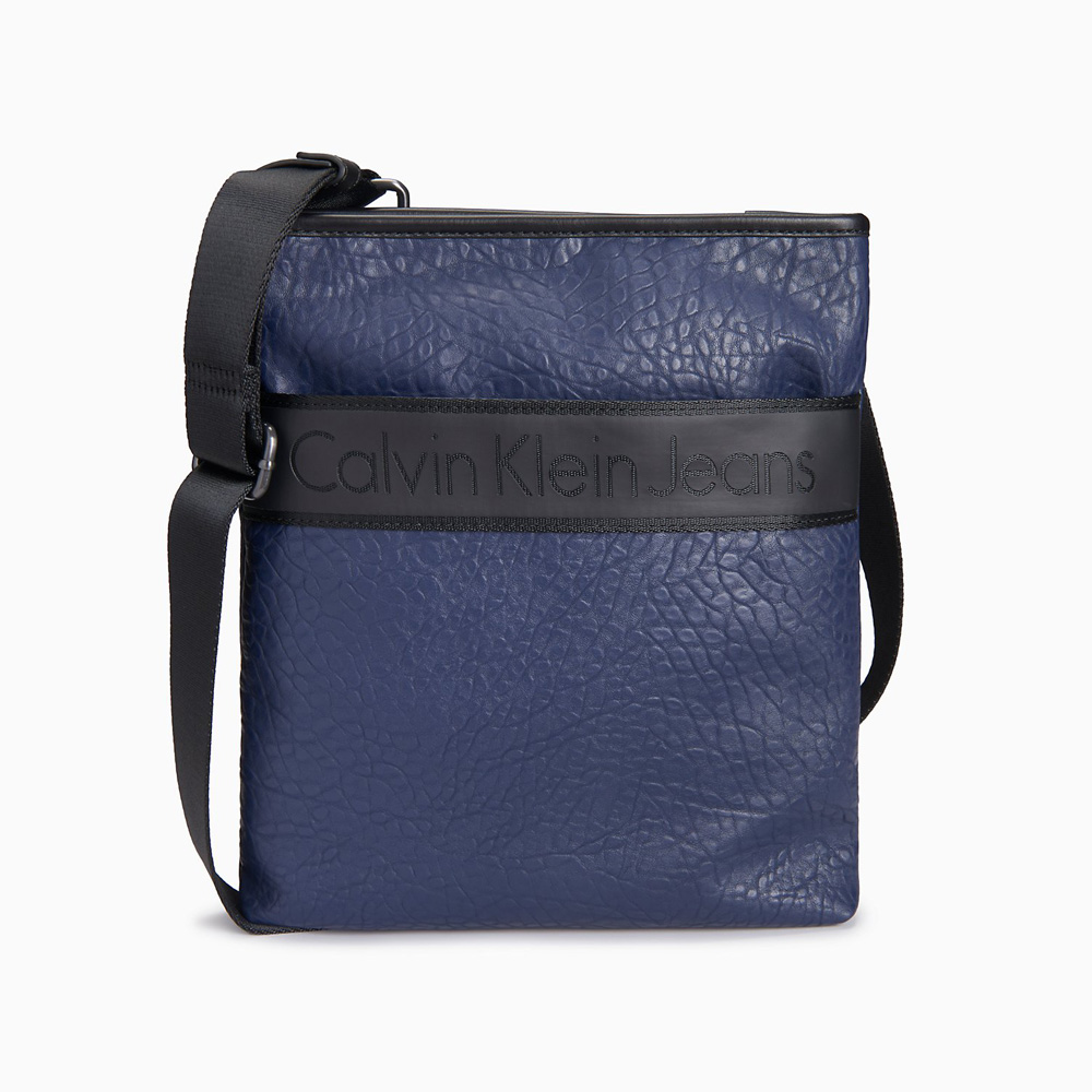 Túi Đeo Chéo Calvin Klein 13 chính hãng nhập Mỹ, giá tốt tại Đồ Hiệu US